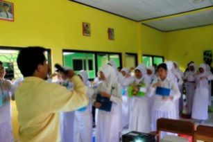Training Motivasi belajar SMK Kesehatan Prima Mandiri Sejahtera Makassar